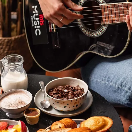 호텔 이비스 상트르 비에유 빌