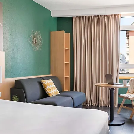 Ibis Centre Vieille אנסי